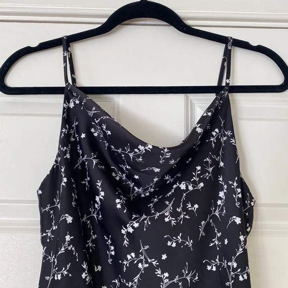 Urban outfitters slip dress - Picture 2 of 5